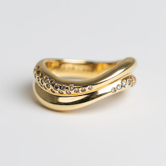 Arus Pavé Ring